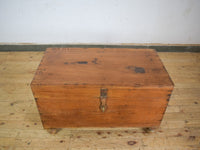 Vintage Antique Wooden Blanket Chest Box Trunk Coffee Table