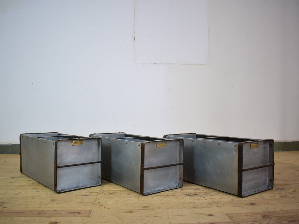 MILLWARDS® Handmade Vintage Style Galvanised Trough Planter - 60cm