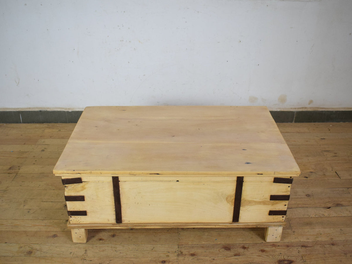 Vintage Rustic Wooden Chest Box Coffee Table