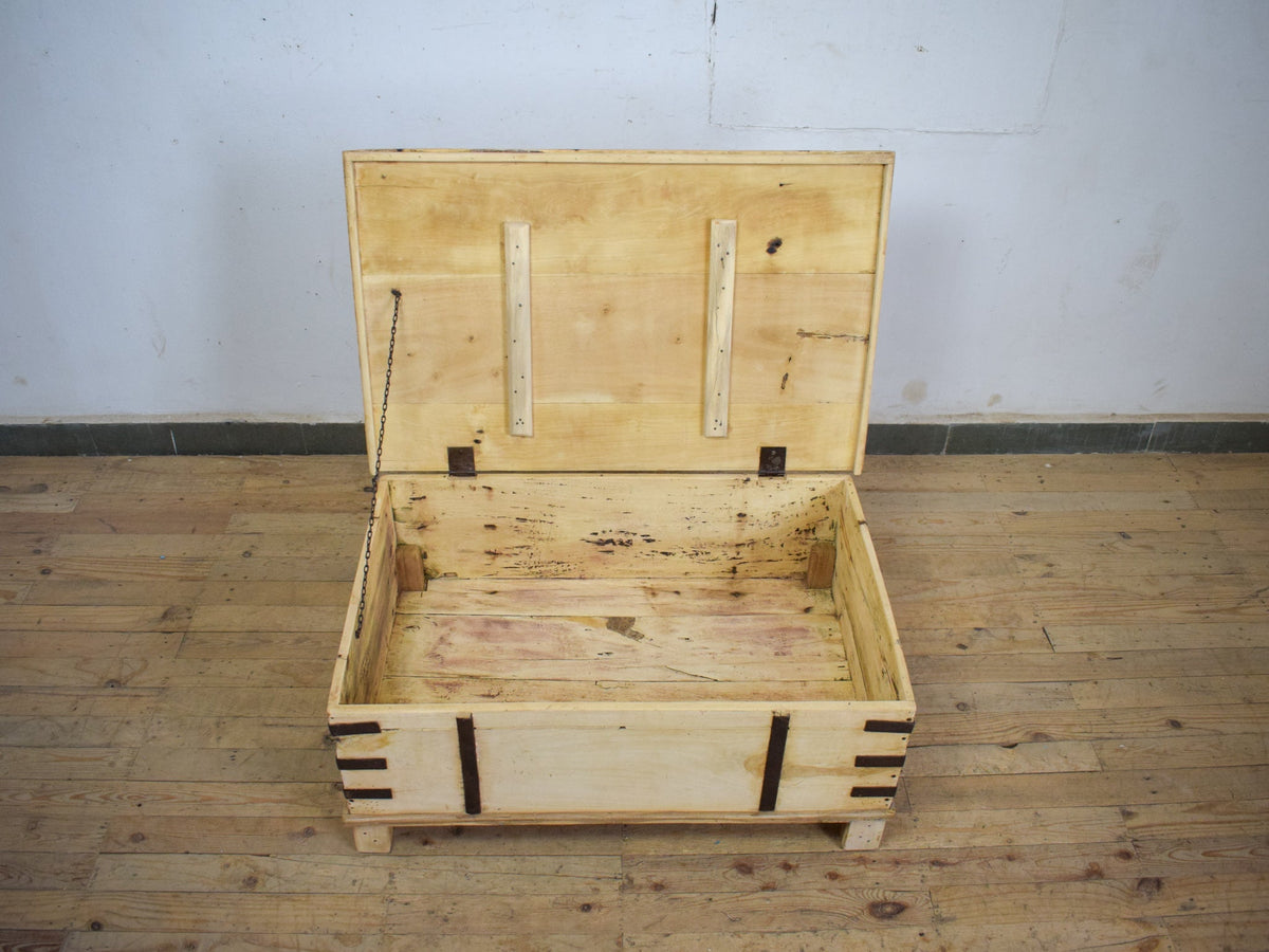 Vintage Rustic Wooden Chest Box Coffee Table