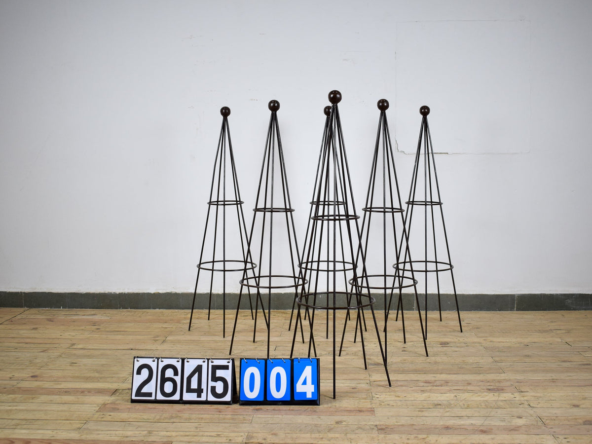 Quality Handmade Metal Garden Plant Stand Obelisk - 110 cm