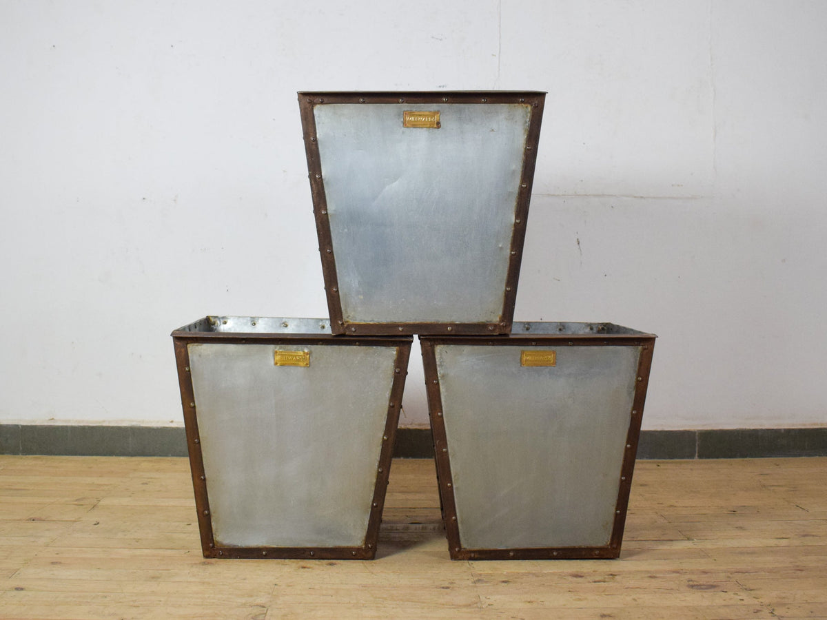 MILLWARDS® Handmade Vintage Style Galvanised Riveted Square Planter - 50 cm
