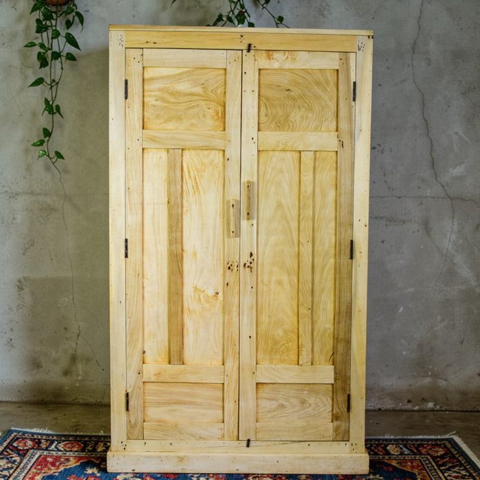 Vintage Rustic Bleached Wood Fitted Interior Cupboard Cabinet Storage