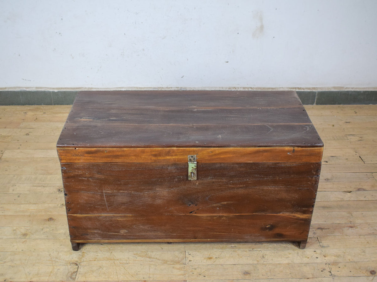 Vintage Rustic Wooden Chest Box Coffee Table