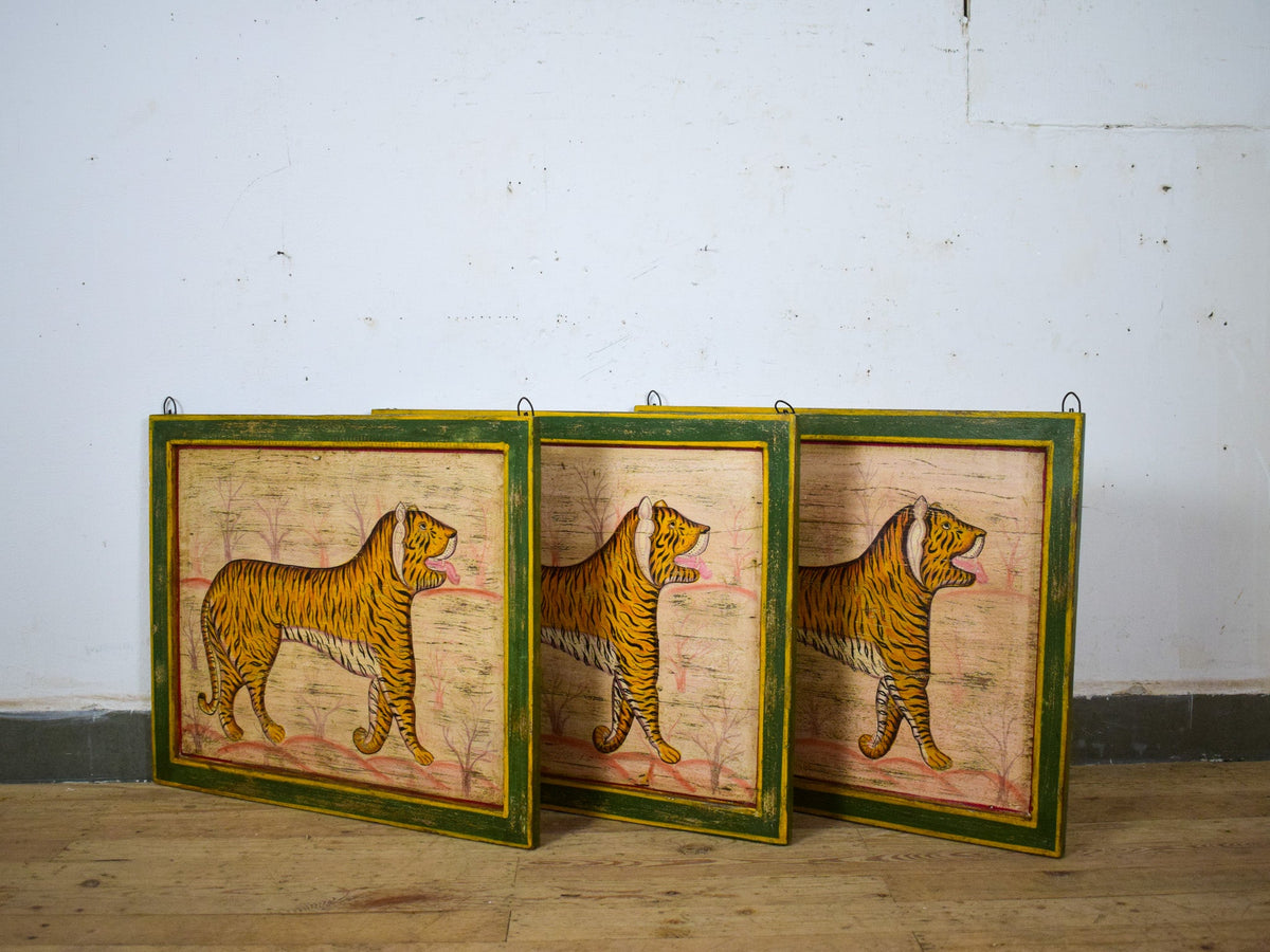 Hand Painted Vintage Design Indian Tiger on Wooden Board Painting