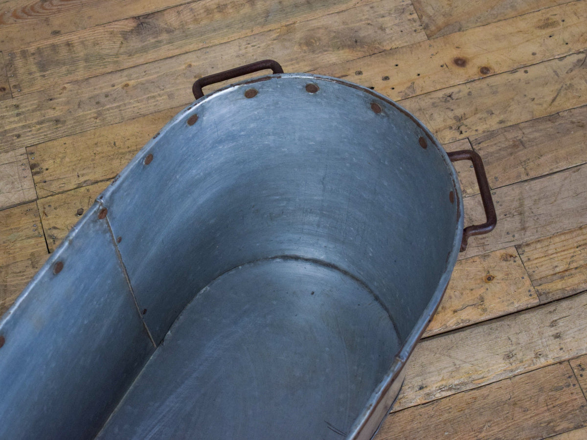 MILLWARDS® Handmade Vintage Style Large Galvanised Metal Bath Trough Planter