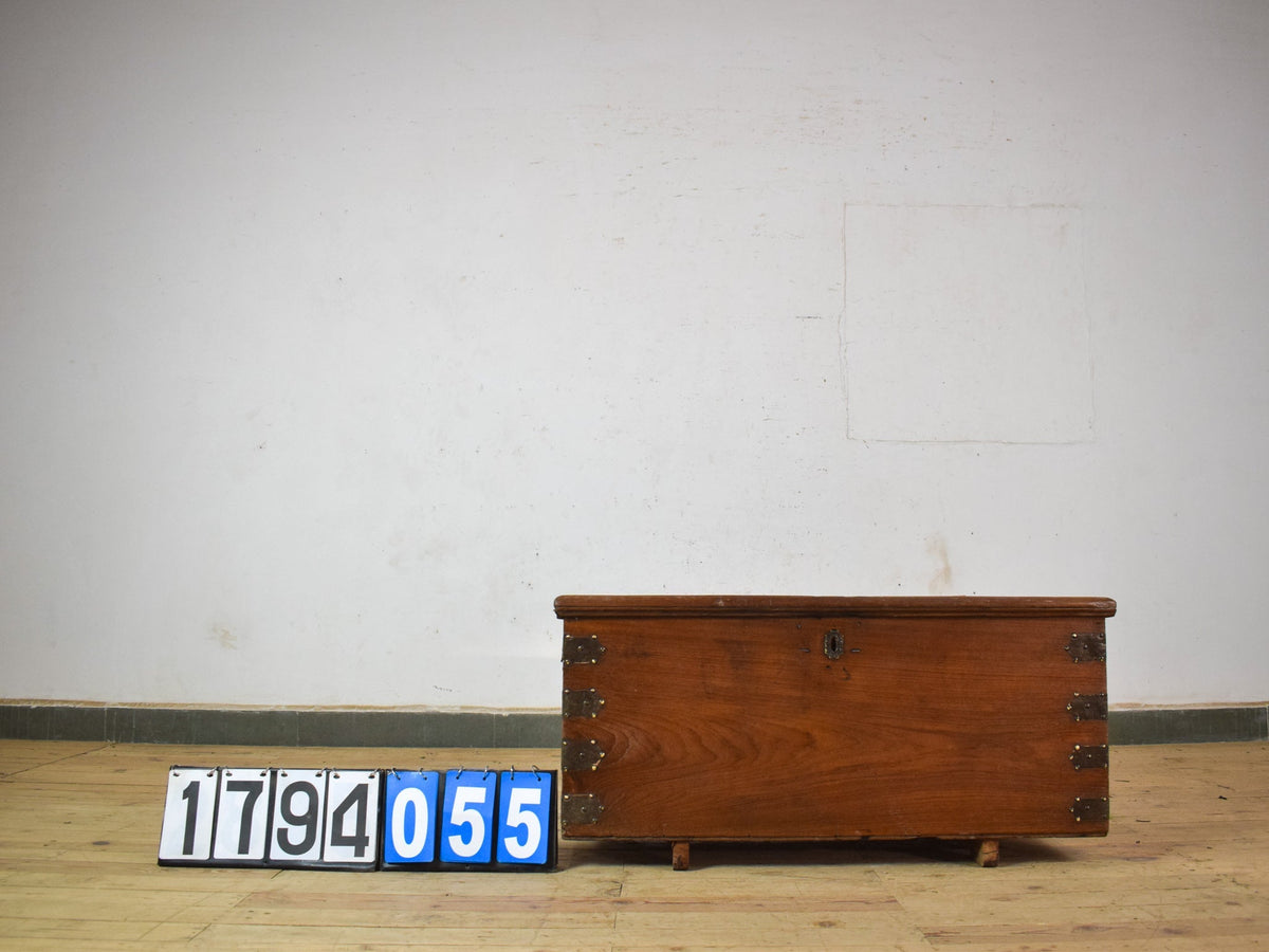 Vintage Rustic Wooden Metal Bound Chest Box Coffee Table