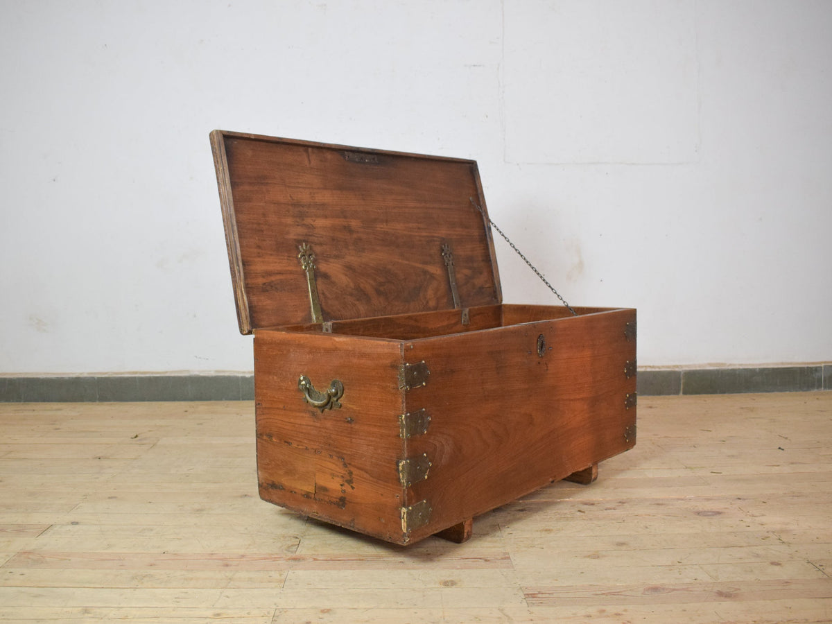 Vintage Rustic Wooden Metal Bound Chest Box Coffee Table