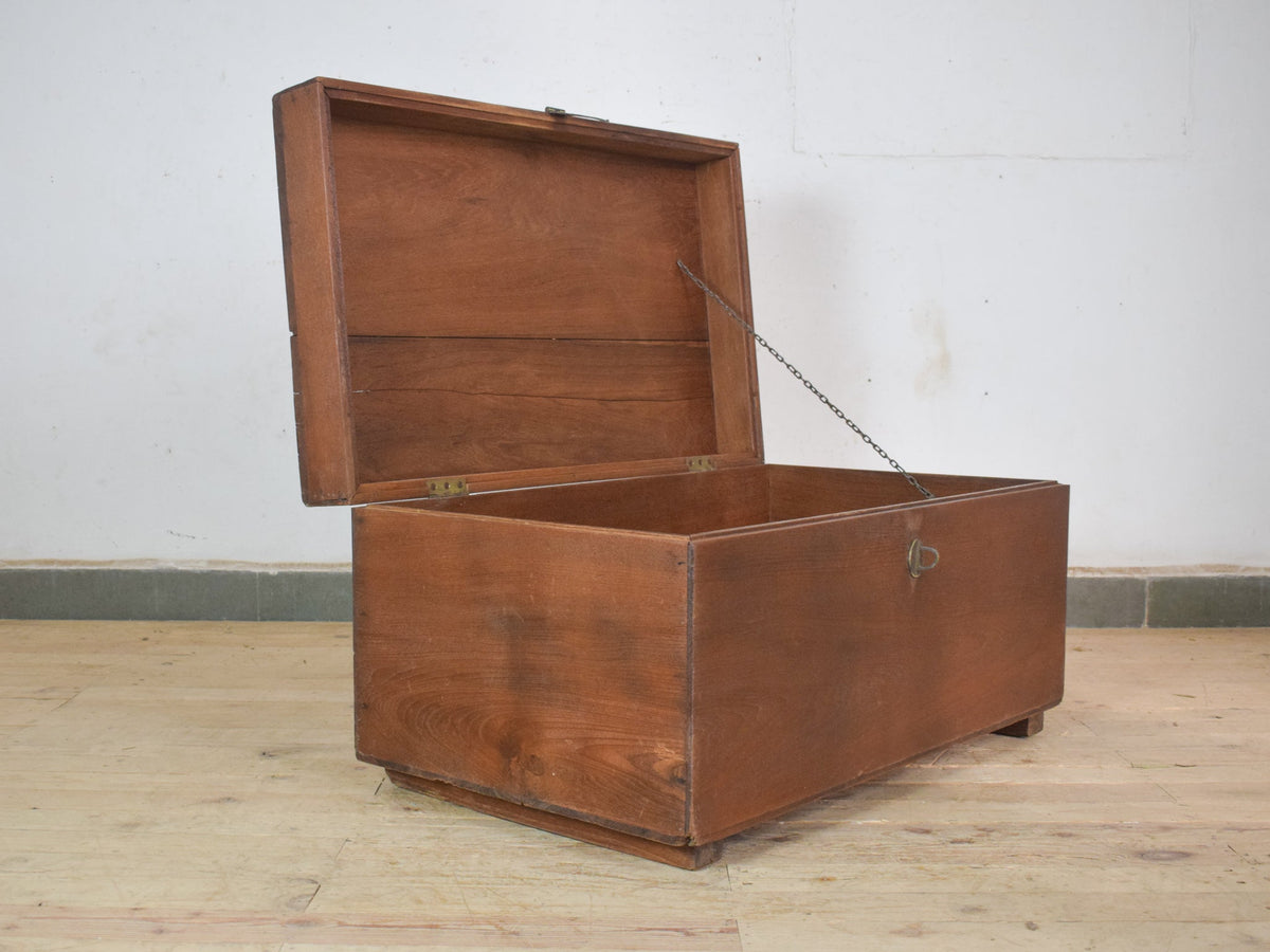 Vintage Rustic Wooden Chest Box Coffee Table