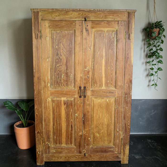 Vintage Rustic Hard Wood Fitted Interior Cupboard Cabinet Storage