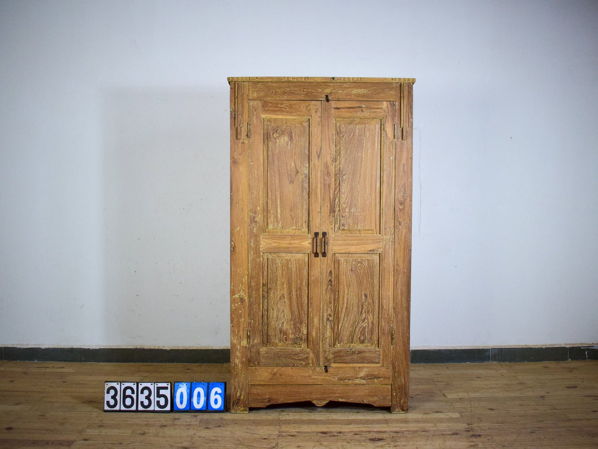 Vintage Rustic Hard Wood Fitted Interior Cupboard Cabinet Storage