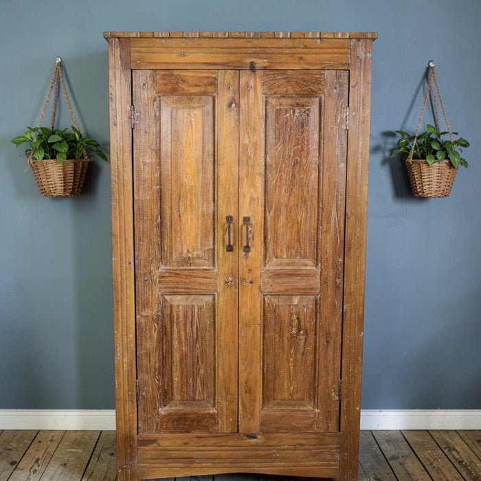 Vintage Rustic Hard Wood Fitted Interior Cupboard Cabinet Storage