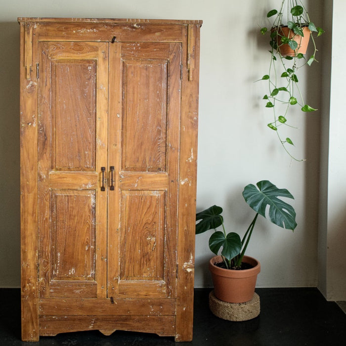 Vintage Rustic Hard Wood Fitted Interior Cupboard Cabinet Storage