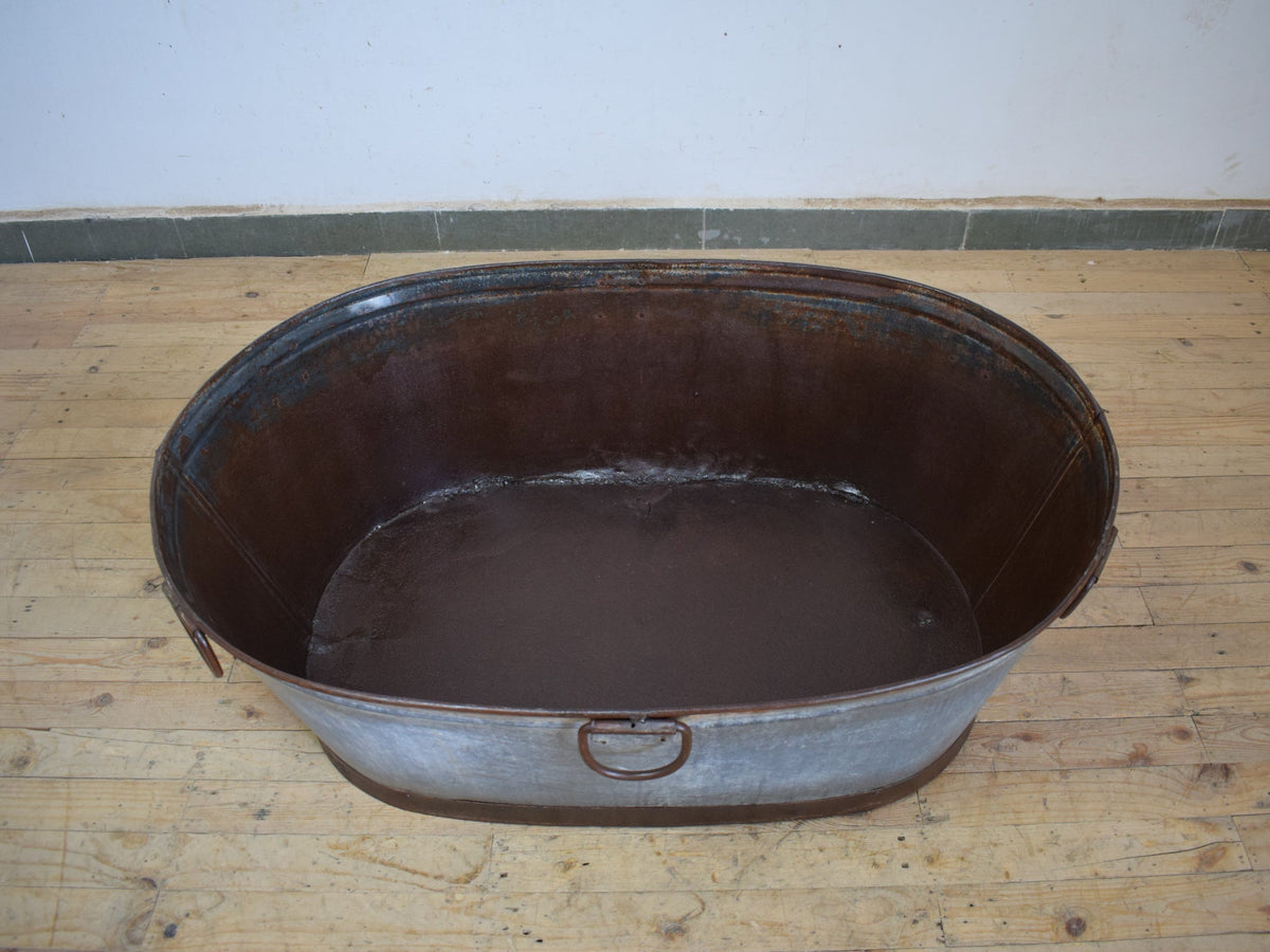 XL Rustic Vintage Metal Bath Planter