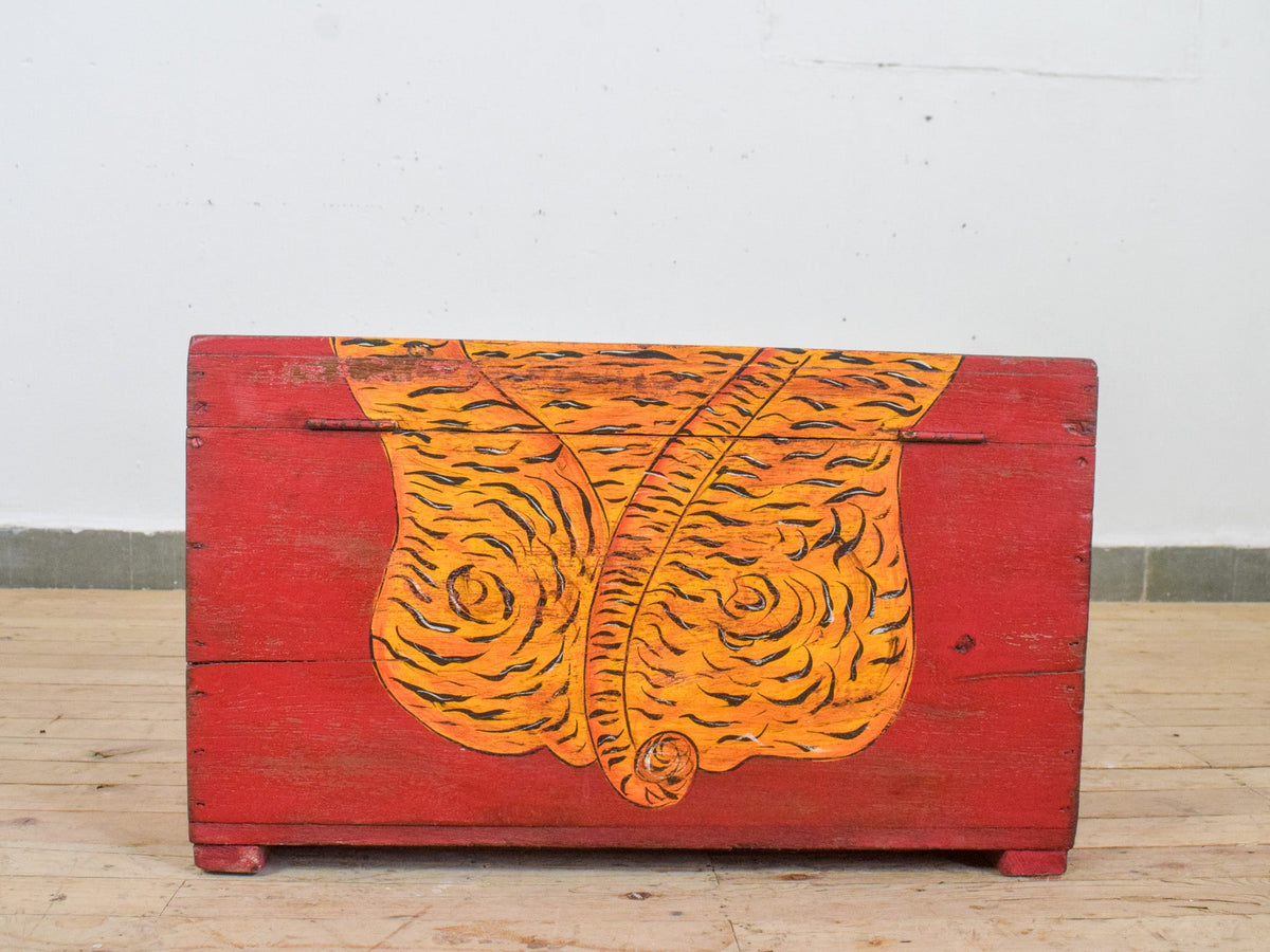 Hand Painted Vintage Chest Trunk Box Tiger