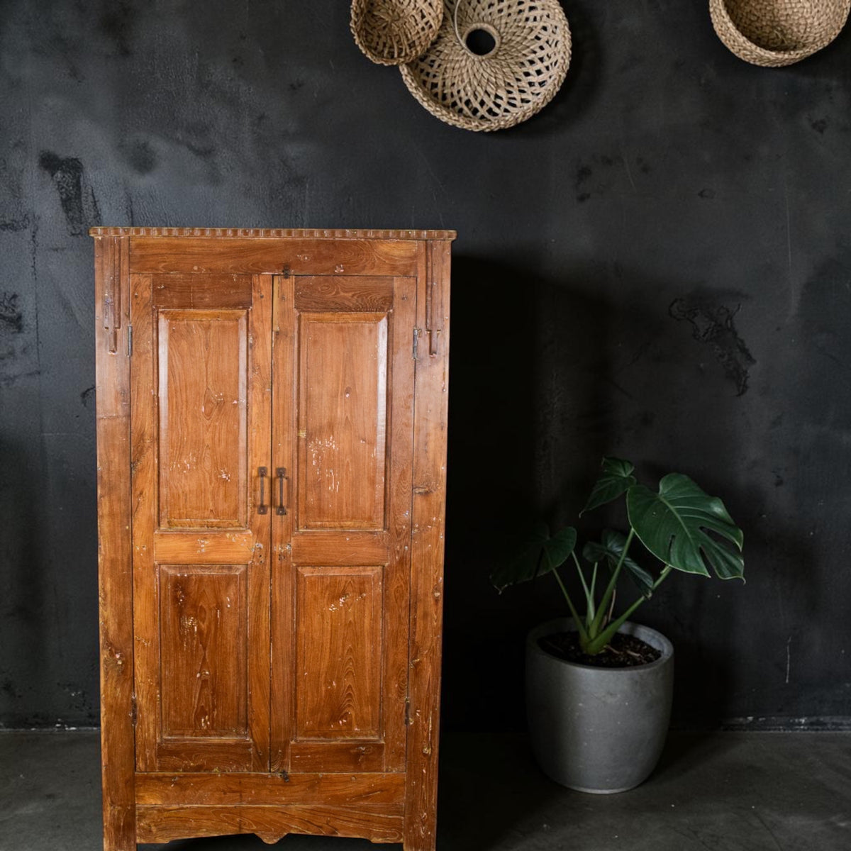 Vintage Rustic Hard Wood Fitted Interior Cupboard Cabinet