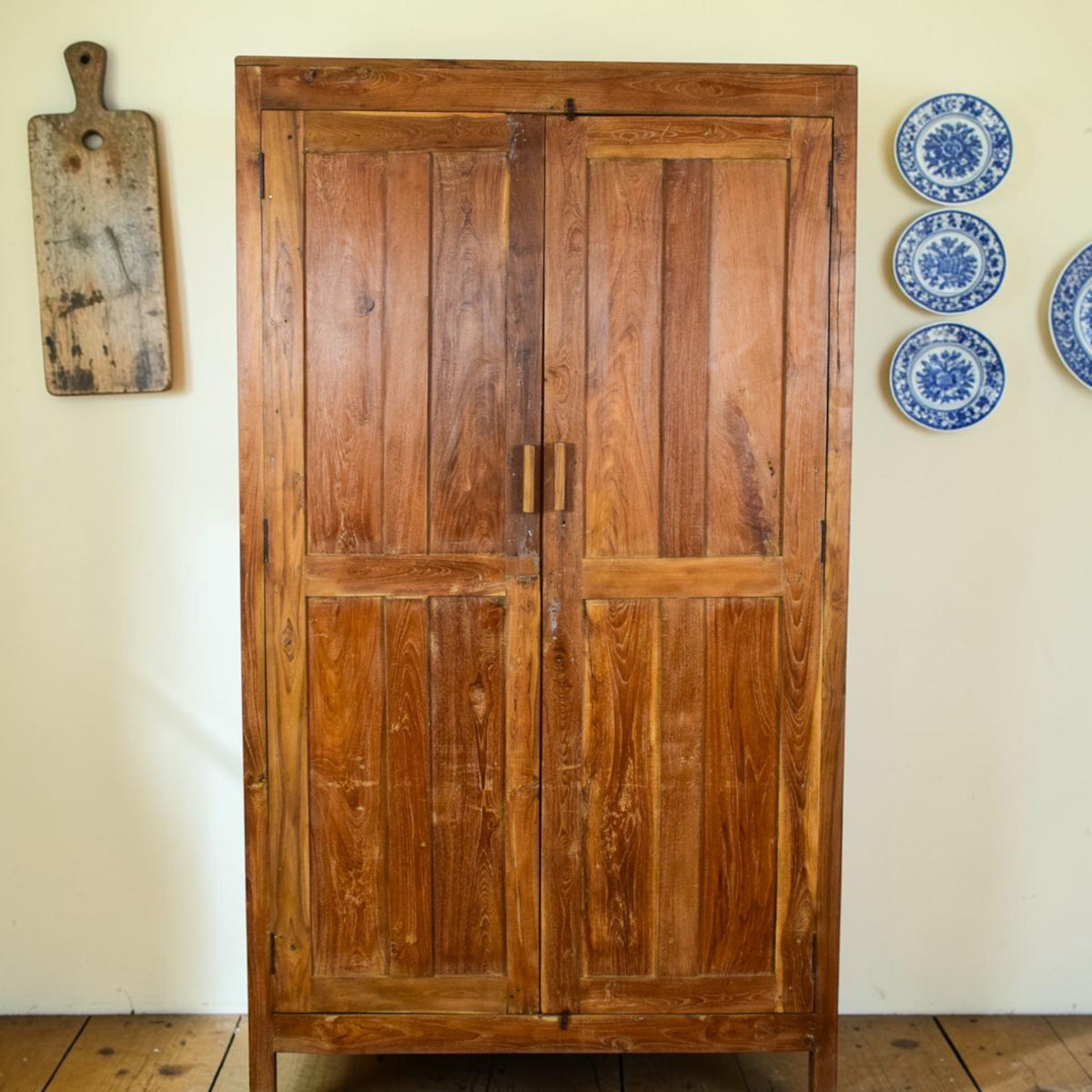 Vintage Rustic Hard Wood Fitted Interior Cupboard Cabinet Storage