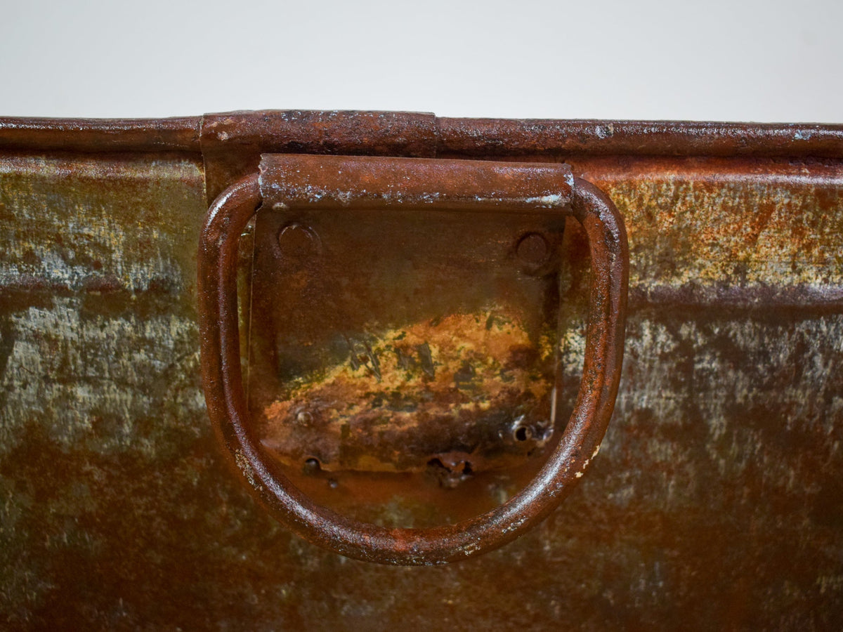 XL Rustic Vintage Metal Bath Planter