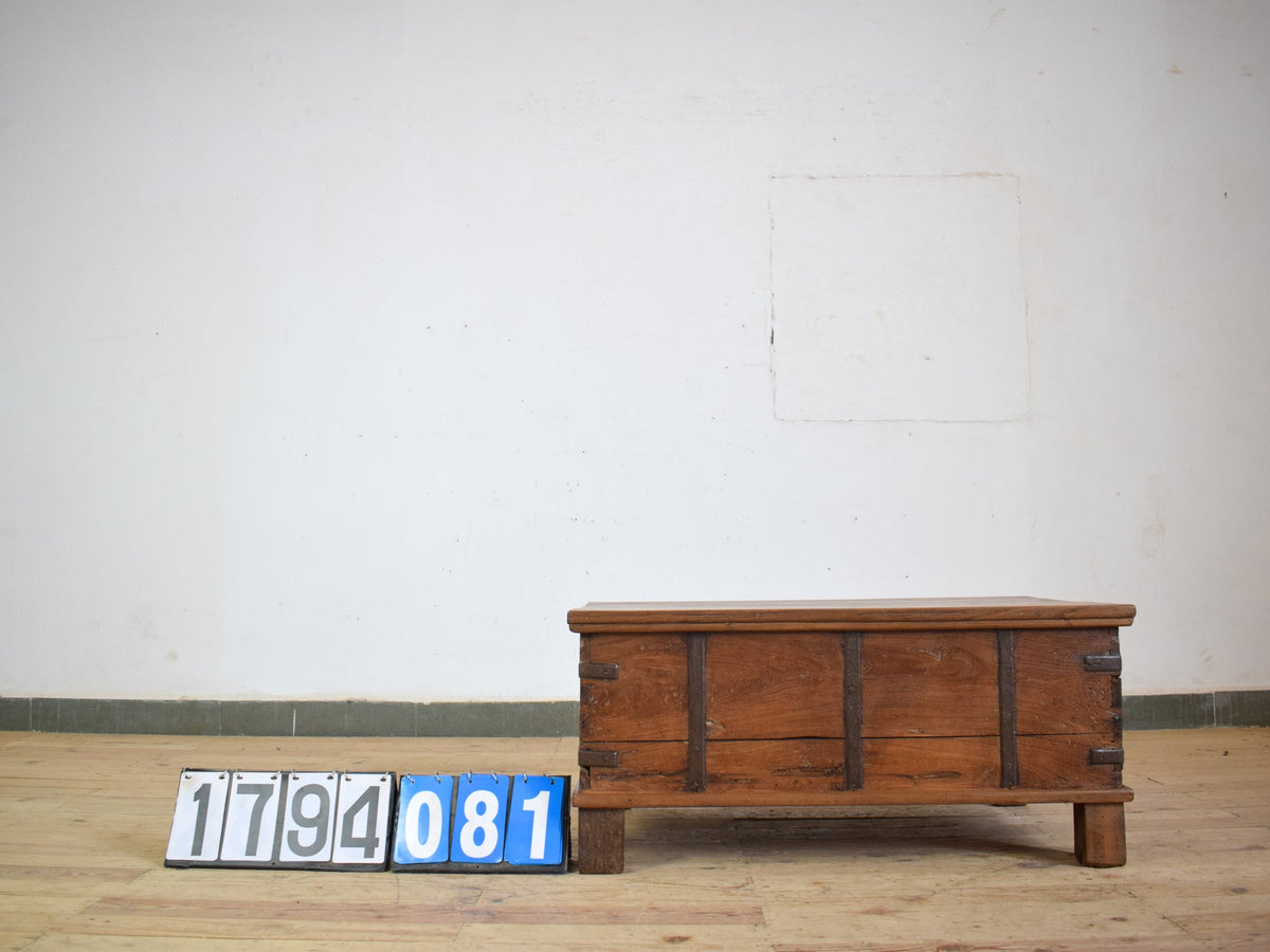 Vintage Rustic Wooden Chest Box Coffee Table