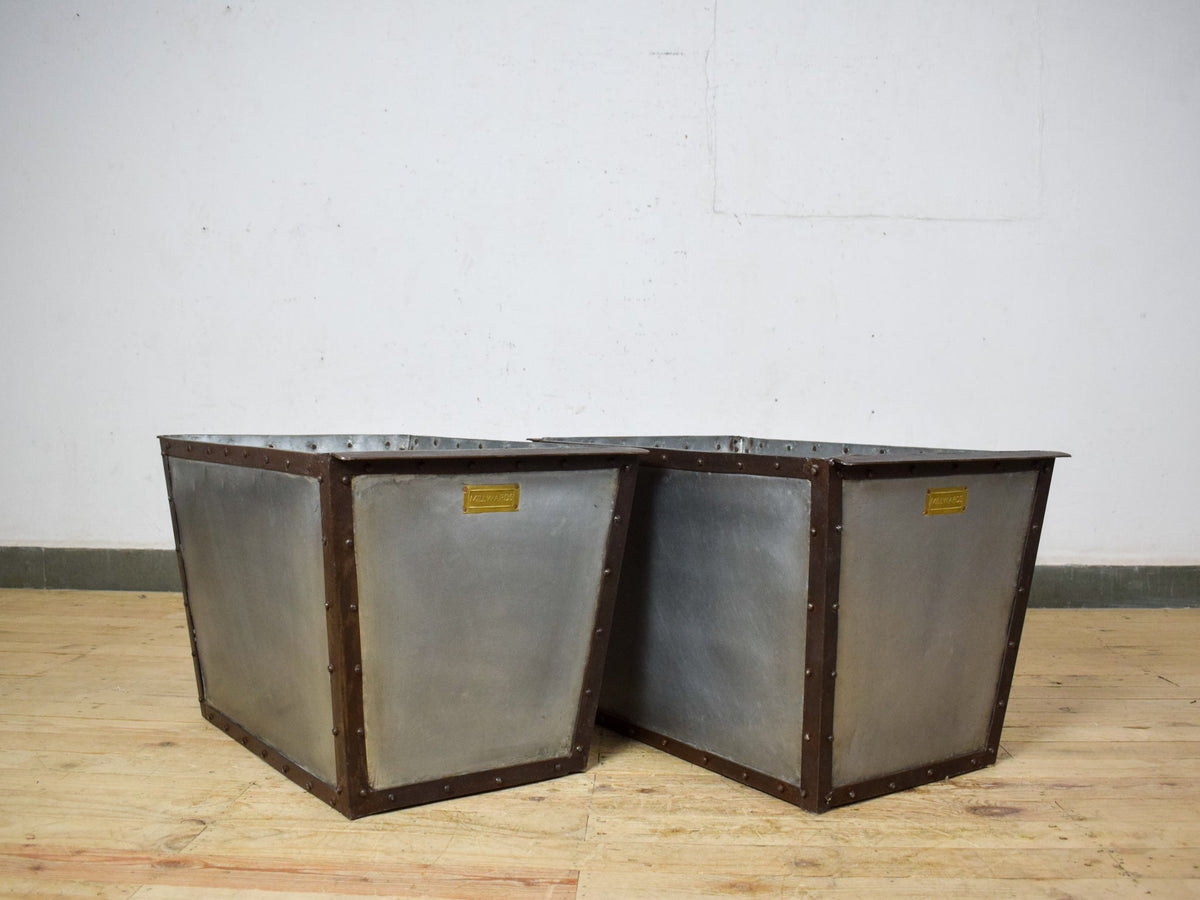 MILLWARDS® Handmade Vintage Style Galvanised Riveted Trough Planter - 64 cm