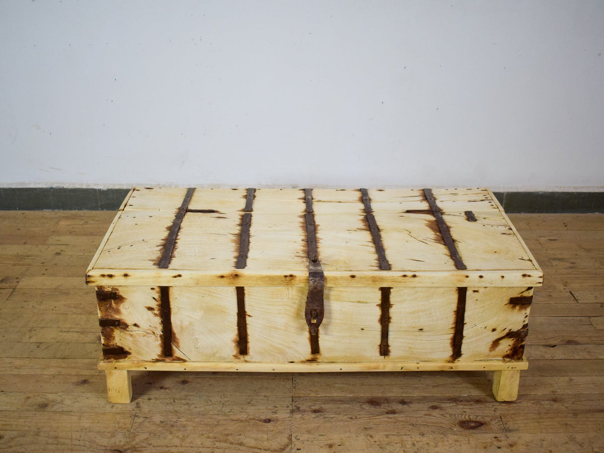 Vintage Rustic Wooden Chest Box Coffee Table