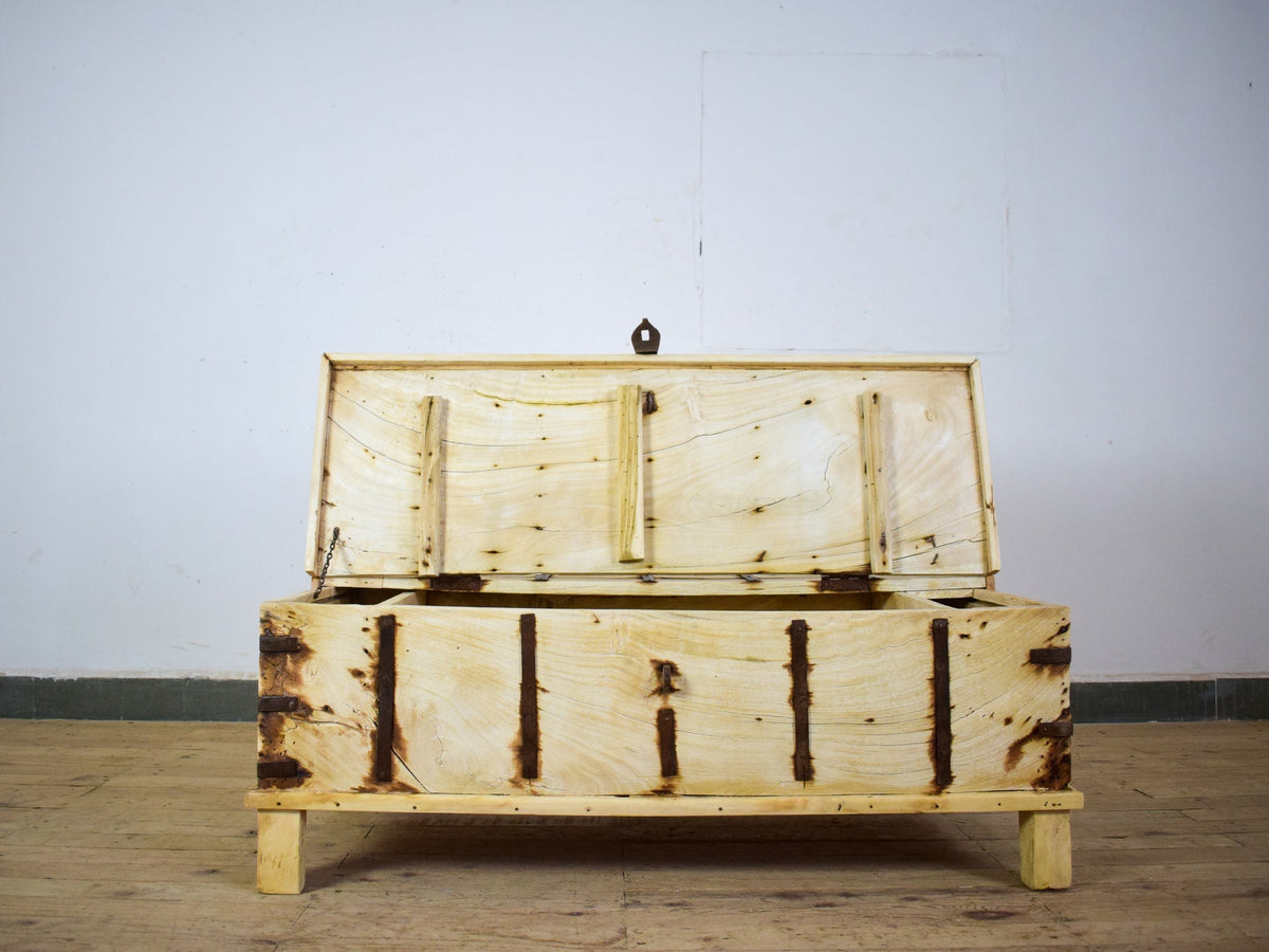 Vintage Rustic Wooden Chest Box Coffee Table
