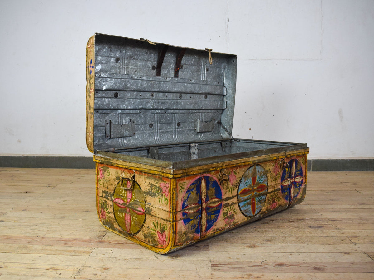 Vintage Indian Hand Painted Metal Travel Trunk Chest Coffee Table