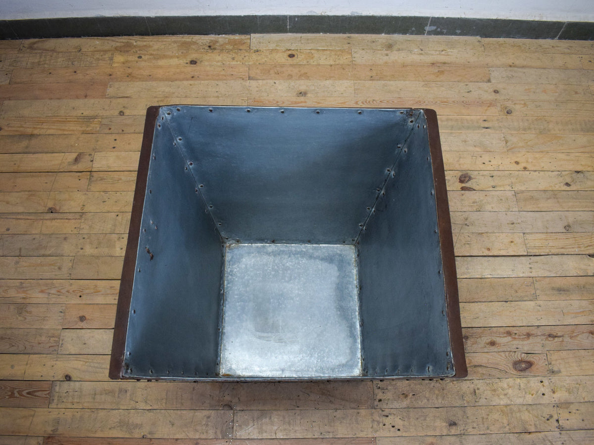 MILLWARDS® XL Handmade Vintage Style Galvanised Riveted Square Planter - 60 cm