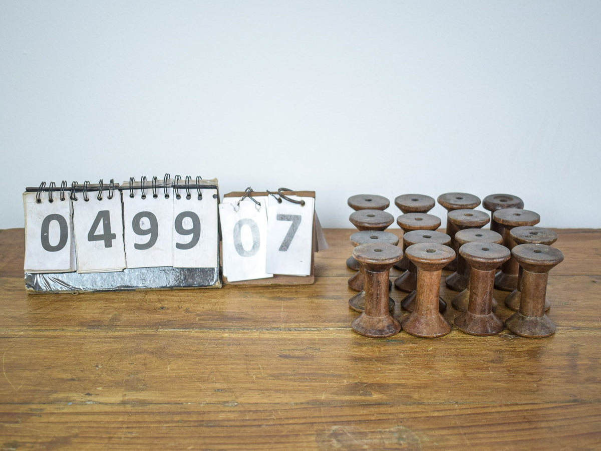 Set of 10 Vintage Wooden Bobbins Bobbin Reels