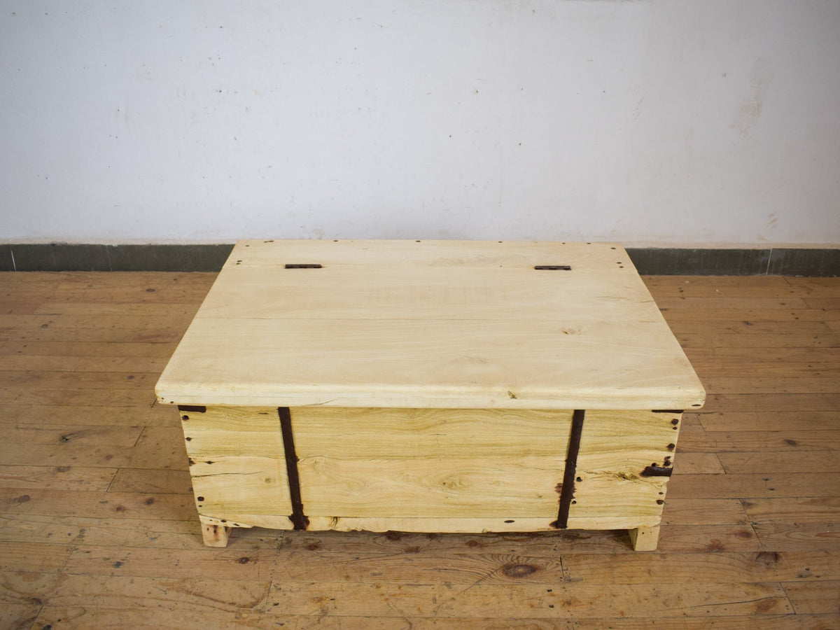 Vintage Rustic Wooden Chest Box Coffee Table