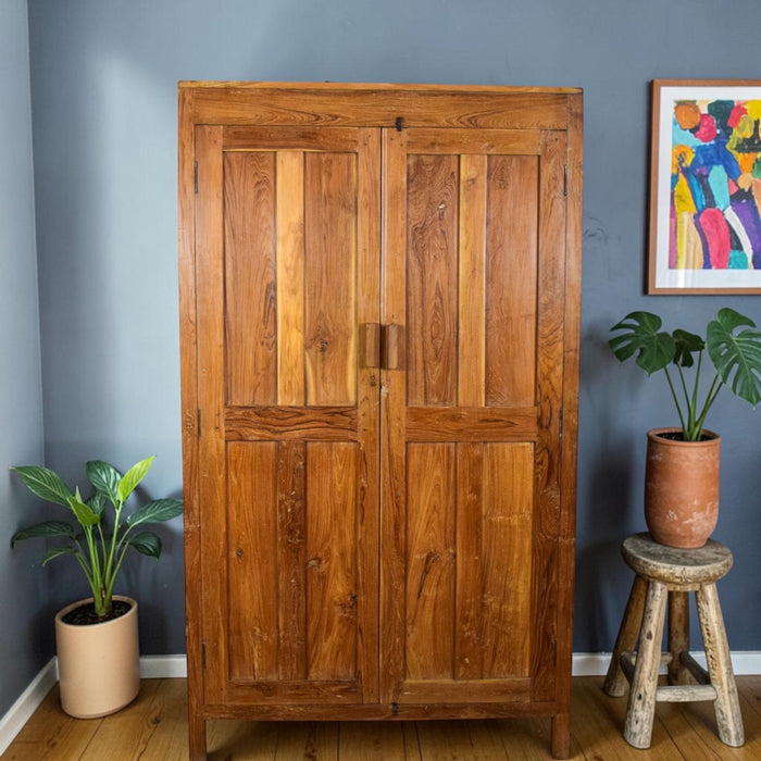 Vintage Rustic Hard Wood Fitted Interior Cupboard Cabinet Storage