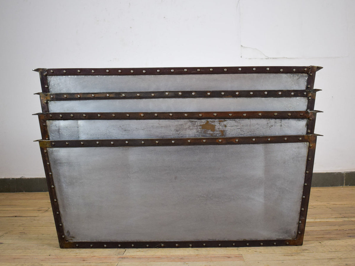 MILLWARDS® Handmade Vintage Style Galvanised Riveted Trough Planter - 103 cm