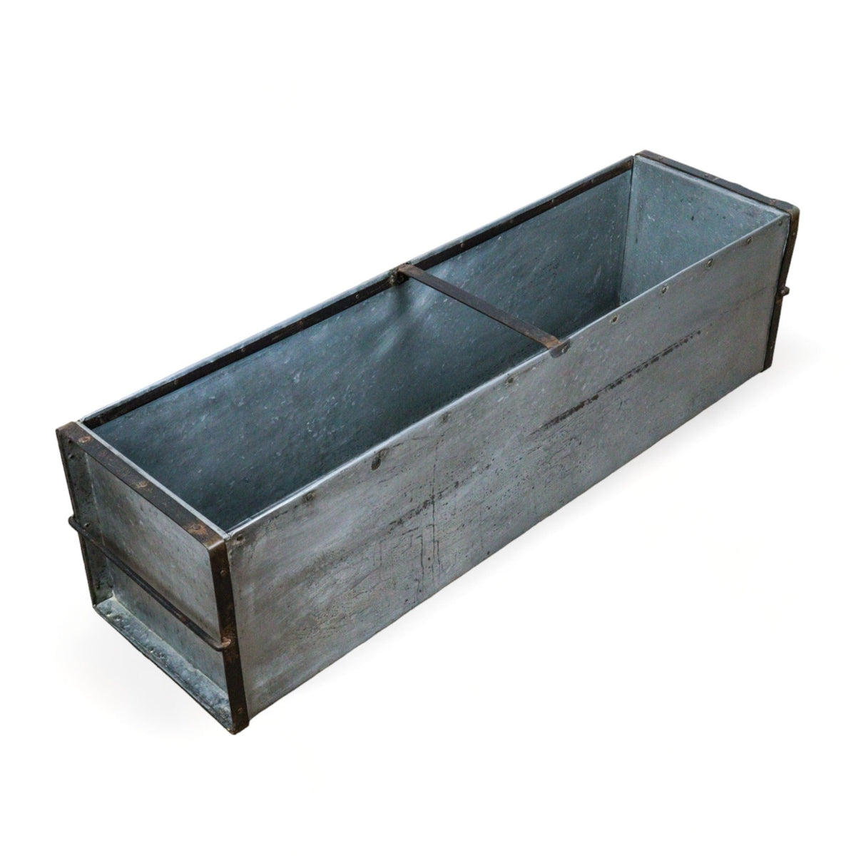 MILLWARDS® Handmade Vintage Style Galvanised Trough Planter - 122 cm