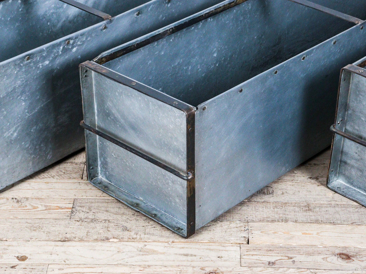 MILLWARDS® Handmade Vintage Style Galvanised Trough Planter - 122 cm