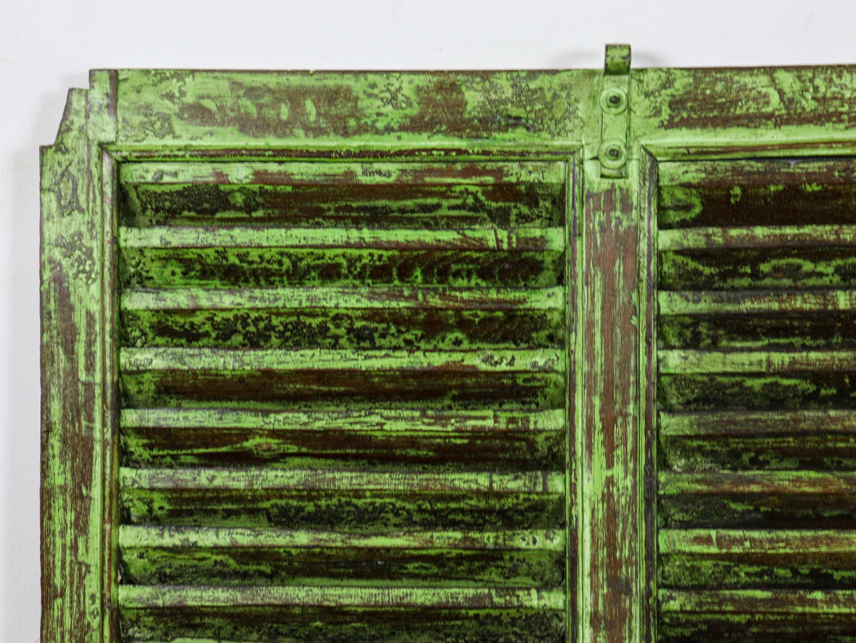 Very Large Vintage Wooden Shutter Screen Panel Garden Fence