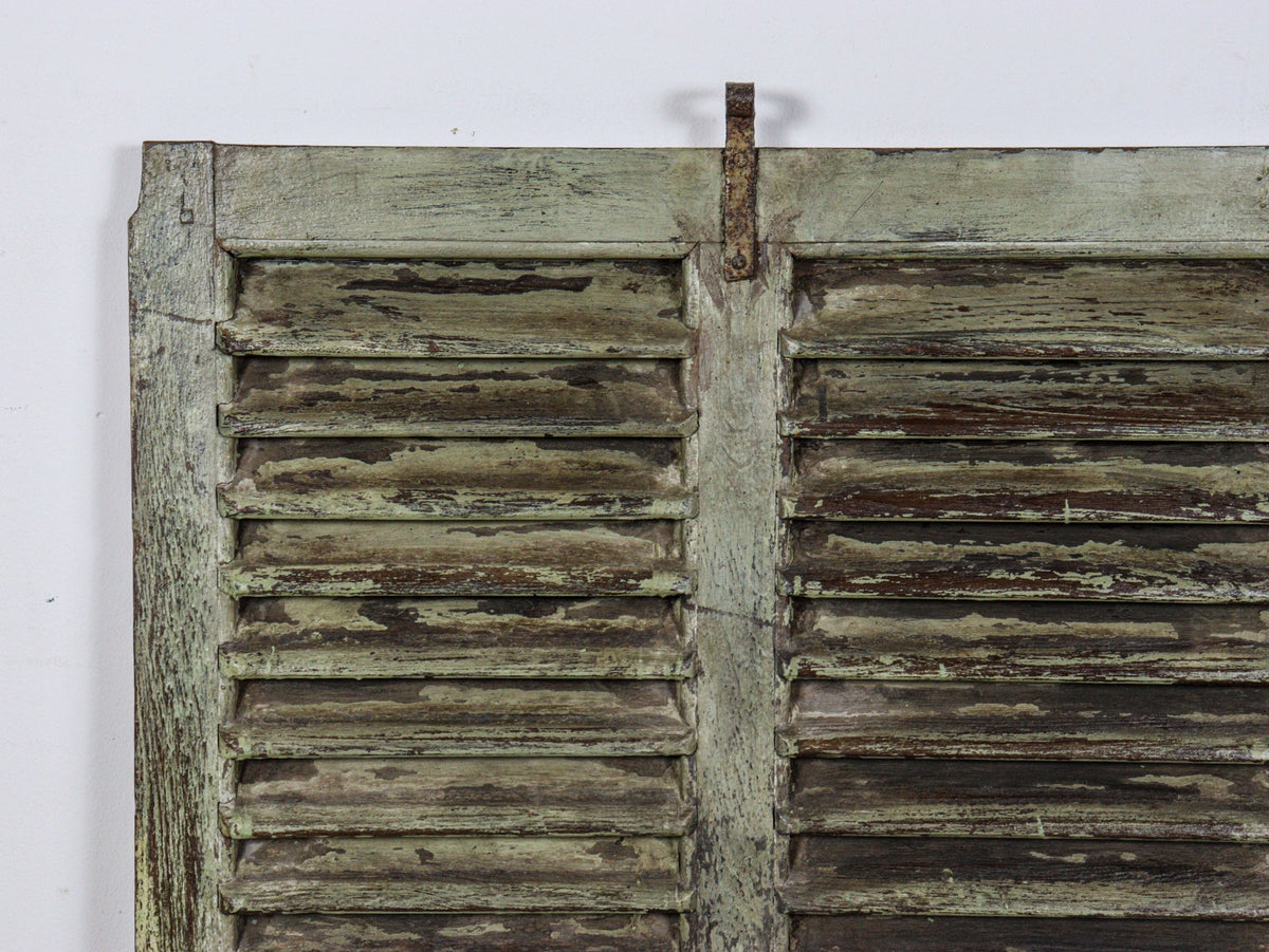 Very Large Vintage Wooden Shutter Screen Panel Garden Fence