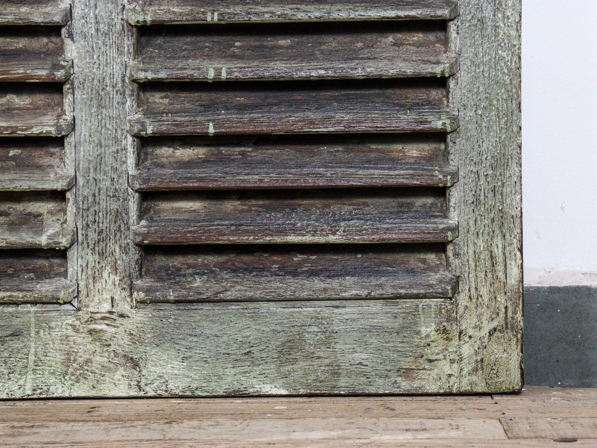 Very Large Vintage Wooden Shutter Screen Panel Garden Fence