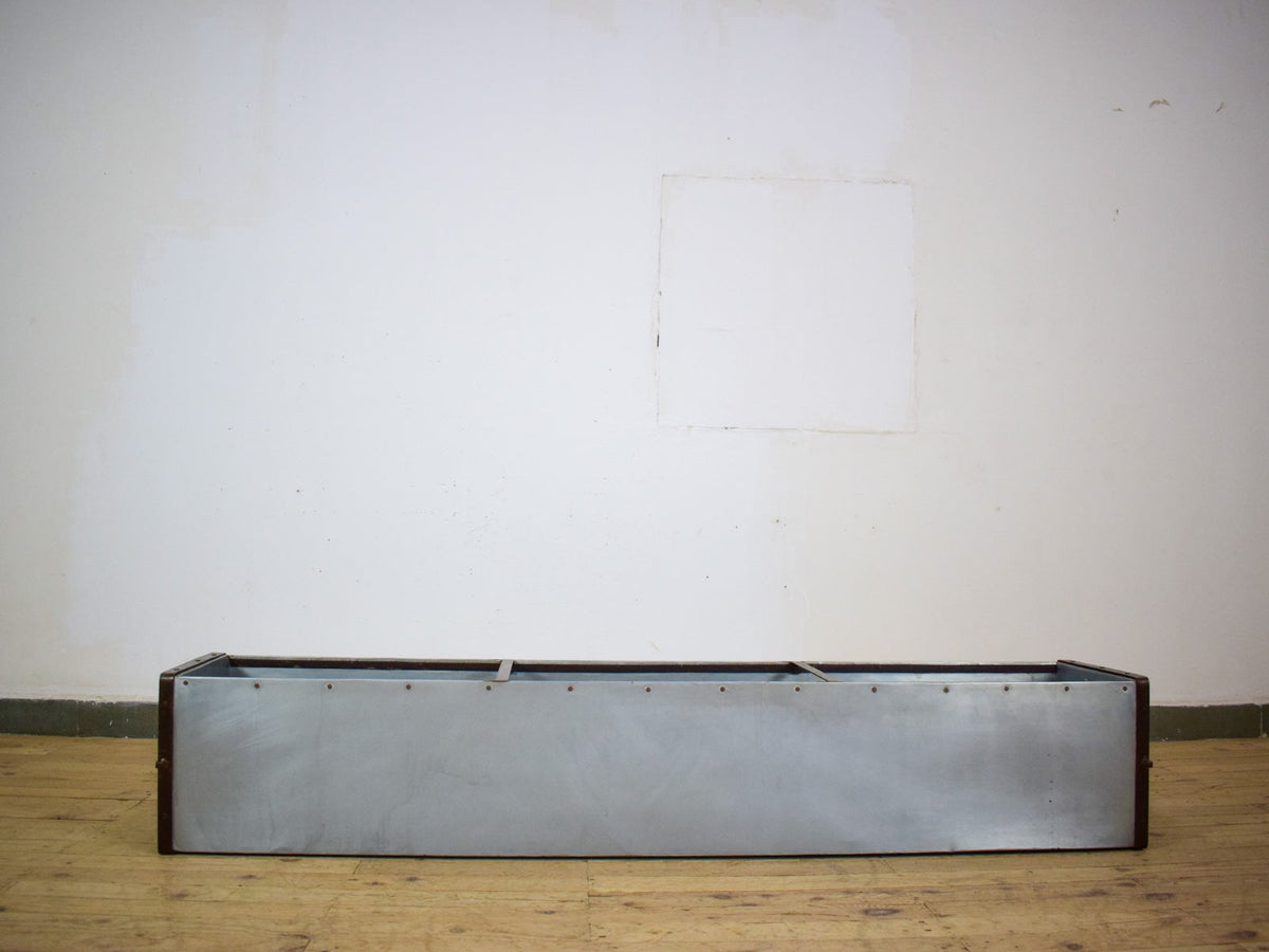 MILLWARDS® Handmade Vintage Style Galvanised Trough Planter - 6FT