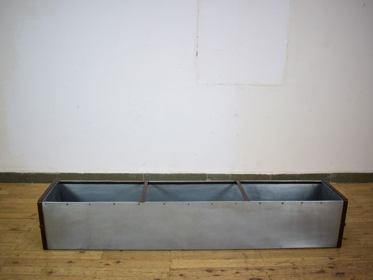 MILLWARDS® Handmade Vintage Style Galvanised Trough Planter - 6FT