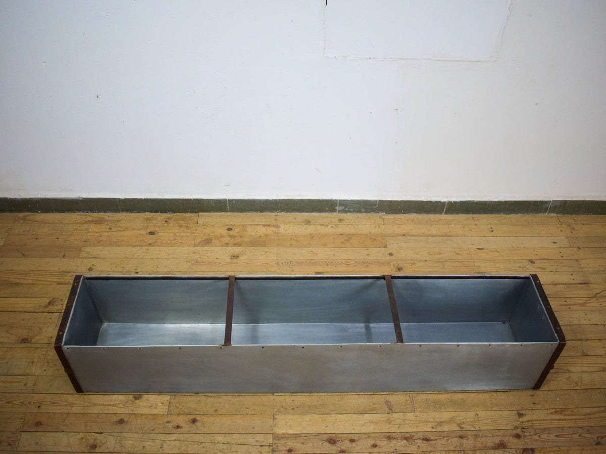 MILLWARDS® Handmade Vintage Style Galvanised Trough Planter - 6FT