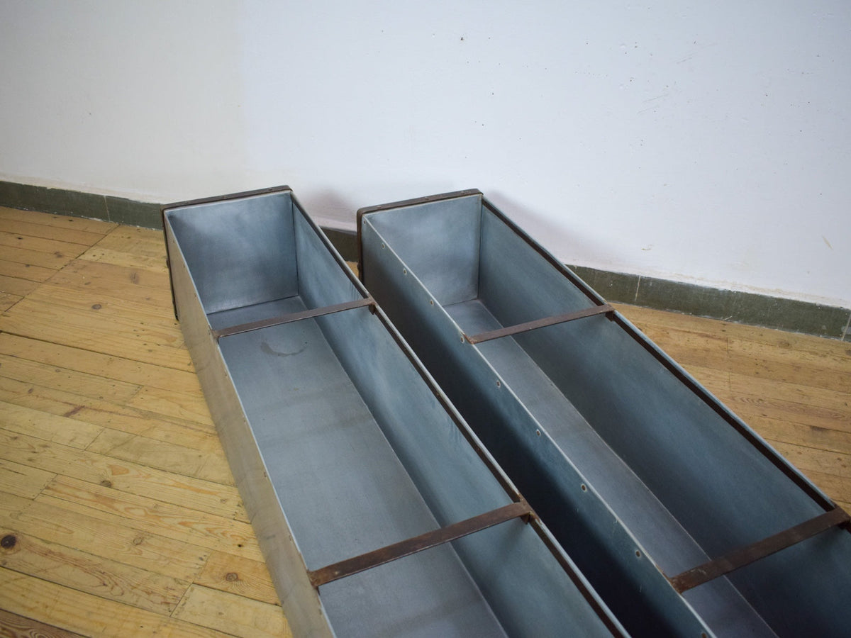 MILLWARDS® Handmade Vintage Style Galvanised Trough Planter - 6FT