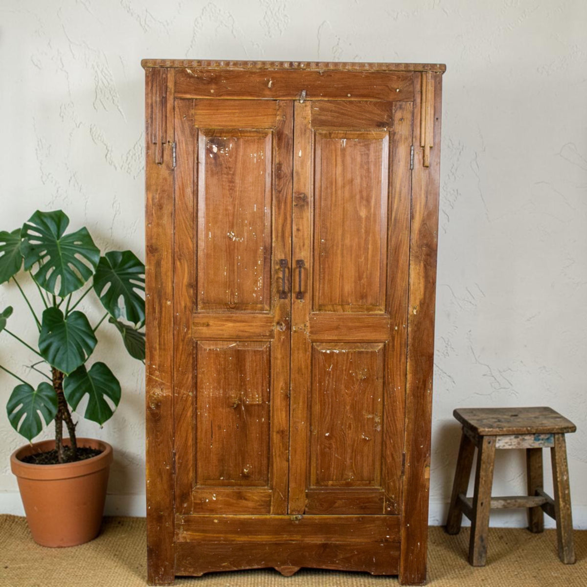 Vintage Wooden Rustic Fitted Interior Cupboard Cabinet
