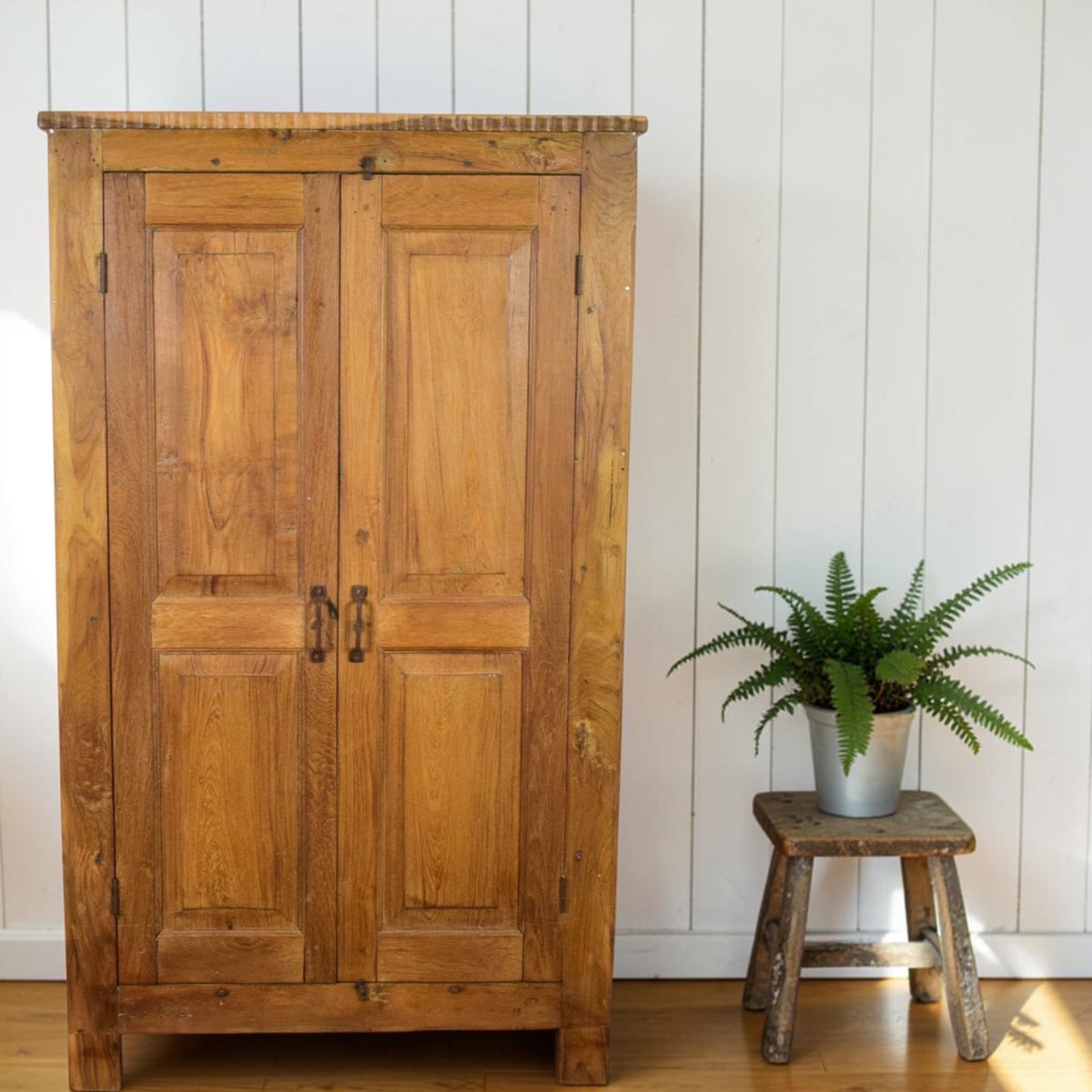 Vintage Wooden Rustic Fitted Interior Cupboard Cabinet